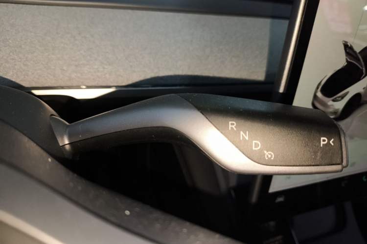 Used Tesla Model Y 2022 Rear-Wheel-Drive Version Gear Lever