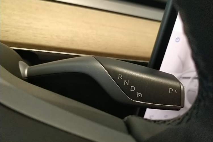 Used Tesla Model Y 2022 Long-Range All-Wheel-Drive Version Gear Lever