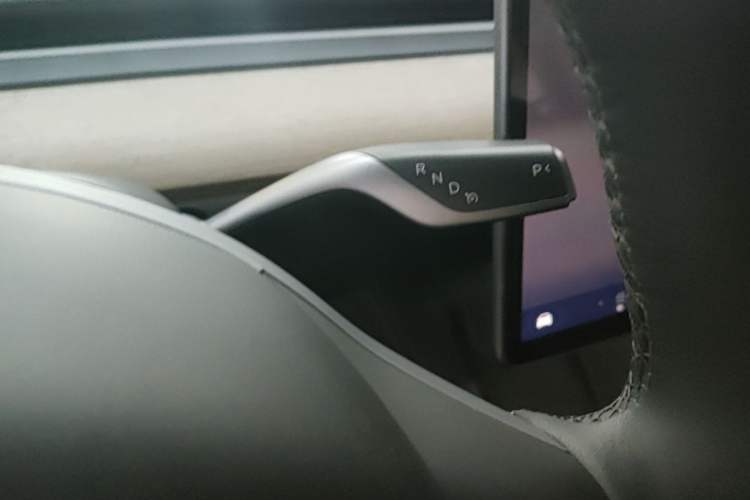 Used Tesla Model Y 2022 Rear-Wheel-Drive Version Gear Lever