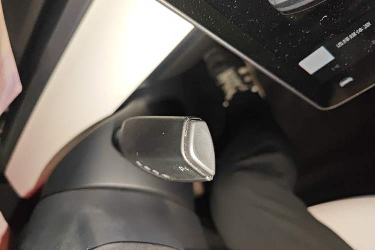 Used Tesla Model Y 2022 Rear-Wheel-Drive Version Gear Lever