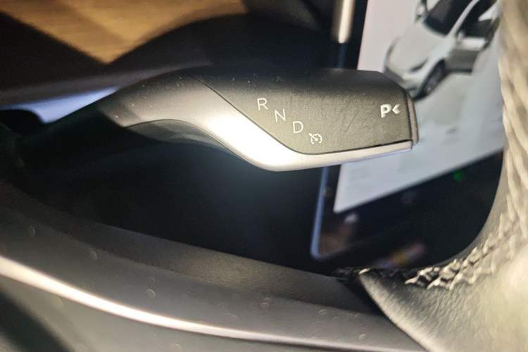 Used Tesla Model Y 2022 Revised Version Long-Range All-Wheel Drive Gear Lever