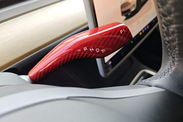 Used Tesla Model Y 2022 Performance High-Performance All-Wheel-Drive Version Gear Lever