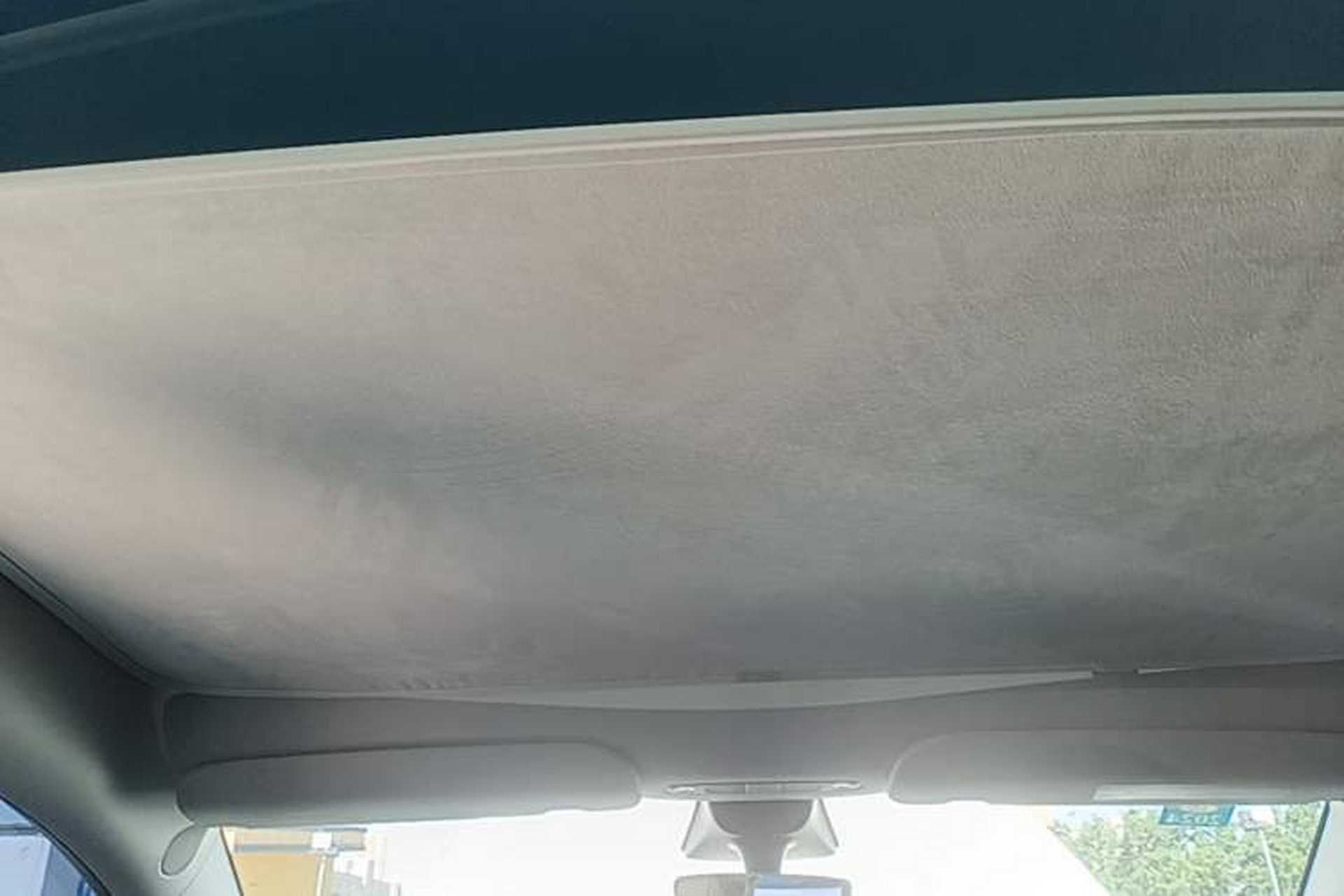 Used Tesla Model Y 2022 Rear-Wheel-Drive Version Headliner