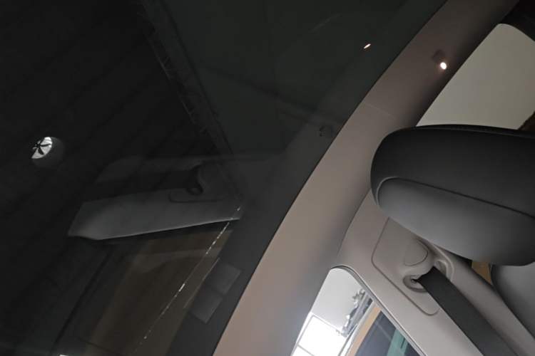 Used Tesla Model Y 2022 Revised Version Rear-Wheel Drive Headliner