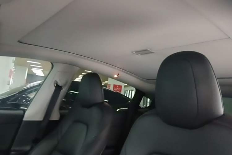 Used Tesla Model Y 2022 Revised Version Rear-Wheel Drive Headliner
