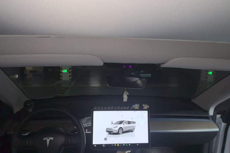 Used Tesla Model Y 2022 Rear-Wheel-Drive Version Headliner