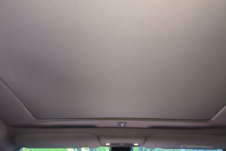 Used Tesla Model Y 2022 Revised Version Long-Range All-Wheel Drive Headliner