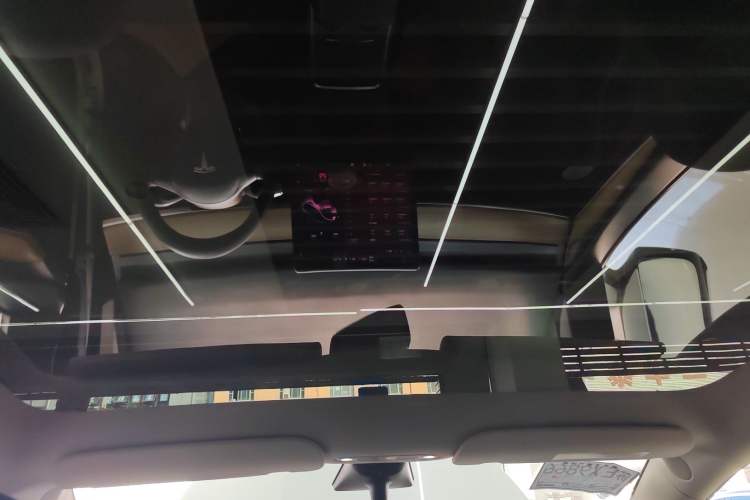 Used Tesla Model Y 2022 Revised Version Long-Range All-Wheel Drive Headliner