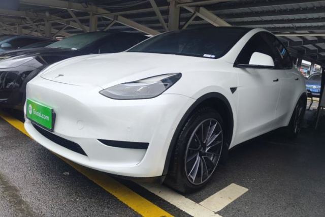 Ojetý Tesla Model Y 2022 Revised Version Rear-Wheel Drive
