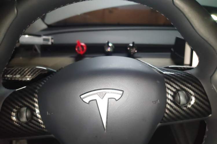 Used Tesla Model Y 2022 Long-Range All-Wheel-Drive Version Instrument Cluster