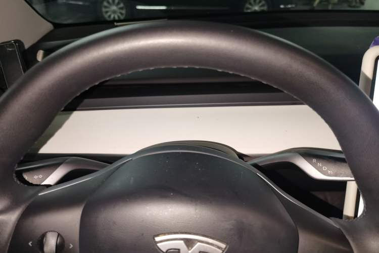 Used Tesla Model Y 2022 Long-Range All-Wheel-Drive Version Instrument Cluster