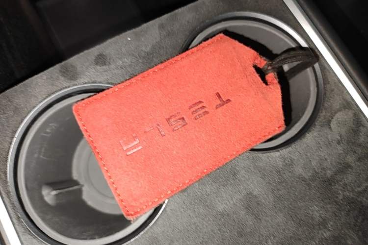 Used Tesla Model Y 2022 Long-Range All-Wheel-Drive Version Interior 1