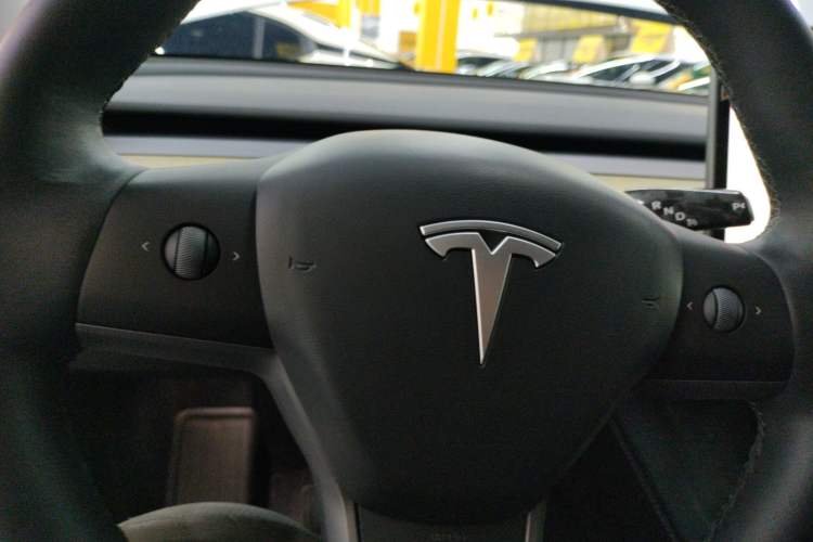 Used Tesla Model Y 2022 Revised Version Long-Range All-Wheel Drive Interior 1