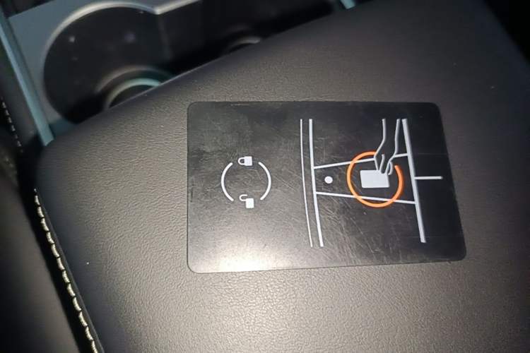 Used Tesla Model Y 2022 Rear-Wheel-Drive Version Interior 1