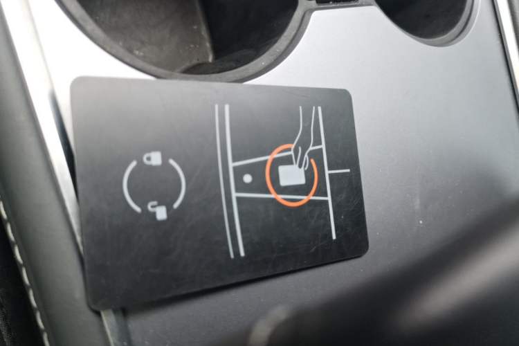 Used Tesla Model Y 2022 Rear-Wheel-Drive Version Interior 1