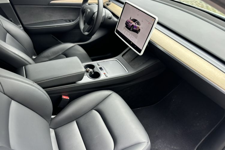 Used Tesla Model Y 2022 Revised Version Rear-Wheel Drive Interior 2