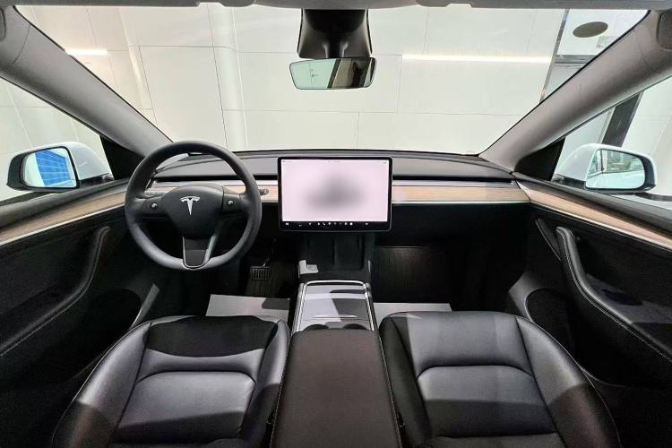 Used Tesla Model Y 2022 Revised Version Long-Range All-Wheel Drive Interior 2