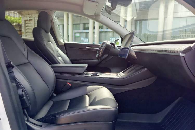 Used Tesla Model Y 2022 Revised Version Rear-Wheel Drive Interior 2