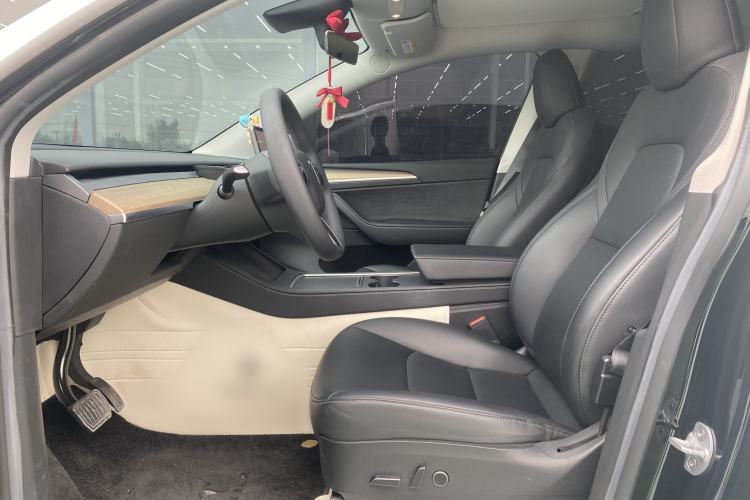 Used Tesla Model Y 2022 Revised Version Rear-Wheel Drive Interior 3