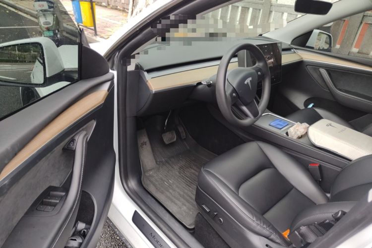 Used Tesla Model Y 2022 Revised Version Rear-Wheel Drive Interior 3