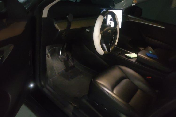 Used Tesla Model Y 2022 Revised Version Rear-Wheel Drive Interior 3