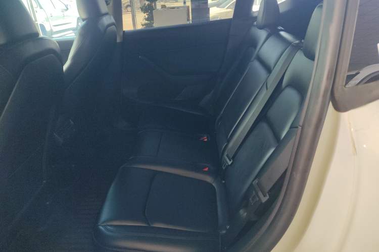 Used Tesla Model Y 2022 Revised Version Rear-Wheel Drive Interior 4