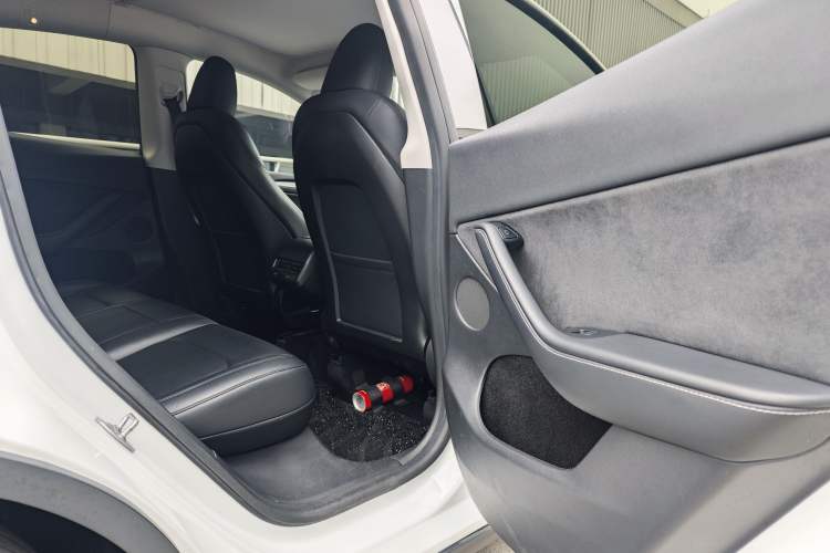 Used Tesla Model Y 2022 Revised Version Rear-Wheel Drive Interior 5