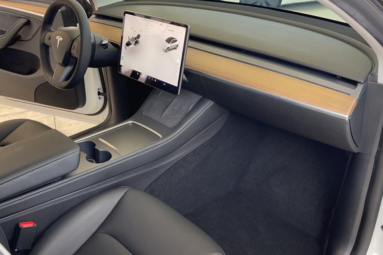 Used Tesla Model Y 2022 Rear-Wheel-Drive Version Interior 7