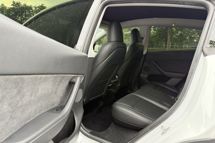 Used Tesla Model Y 2022 Revised Version Rear-Wheel Drive Interior 8