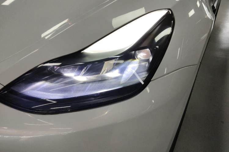 Used Tesla Model Y 2022 Revised Version Rear-Wheel Drive Left Front Headlight