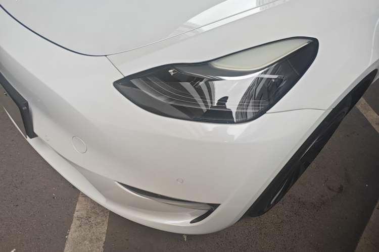 Used Tesla Model Y 2022 Long-Range All-Wheel-Drive Version Left Front Headlight
