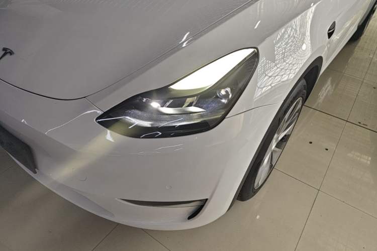 Used Tesla Model Y 2022 Long-Range All-Wheel-Drive Version Left Front Headlight