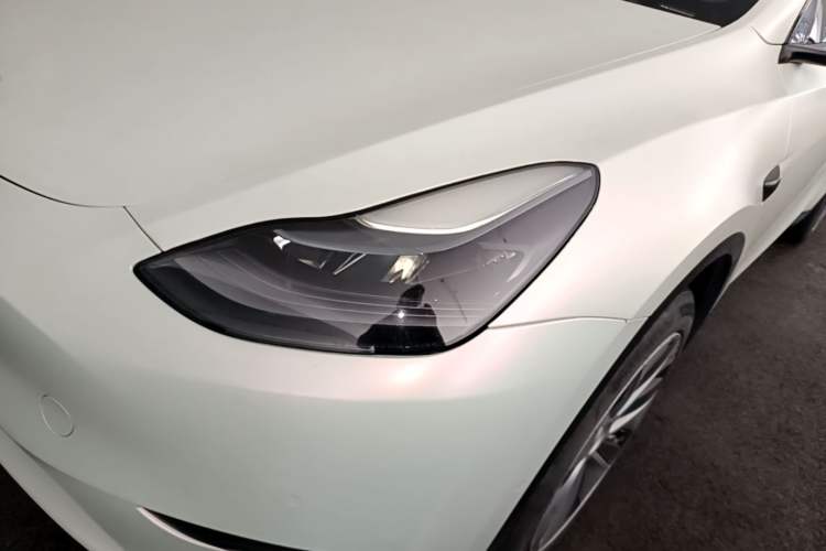 Used Tesla Model Y 2022 Long-Range All-Wheel-Drive Version Left Front Headlight
