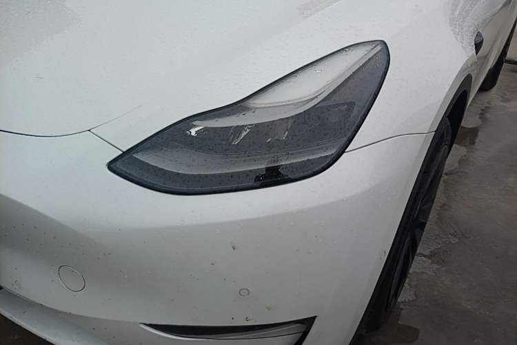 Used Tesla Model Y 2022 Long-Range All-Wheel-Drive Version Left Front Headlight