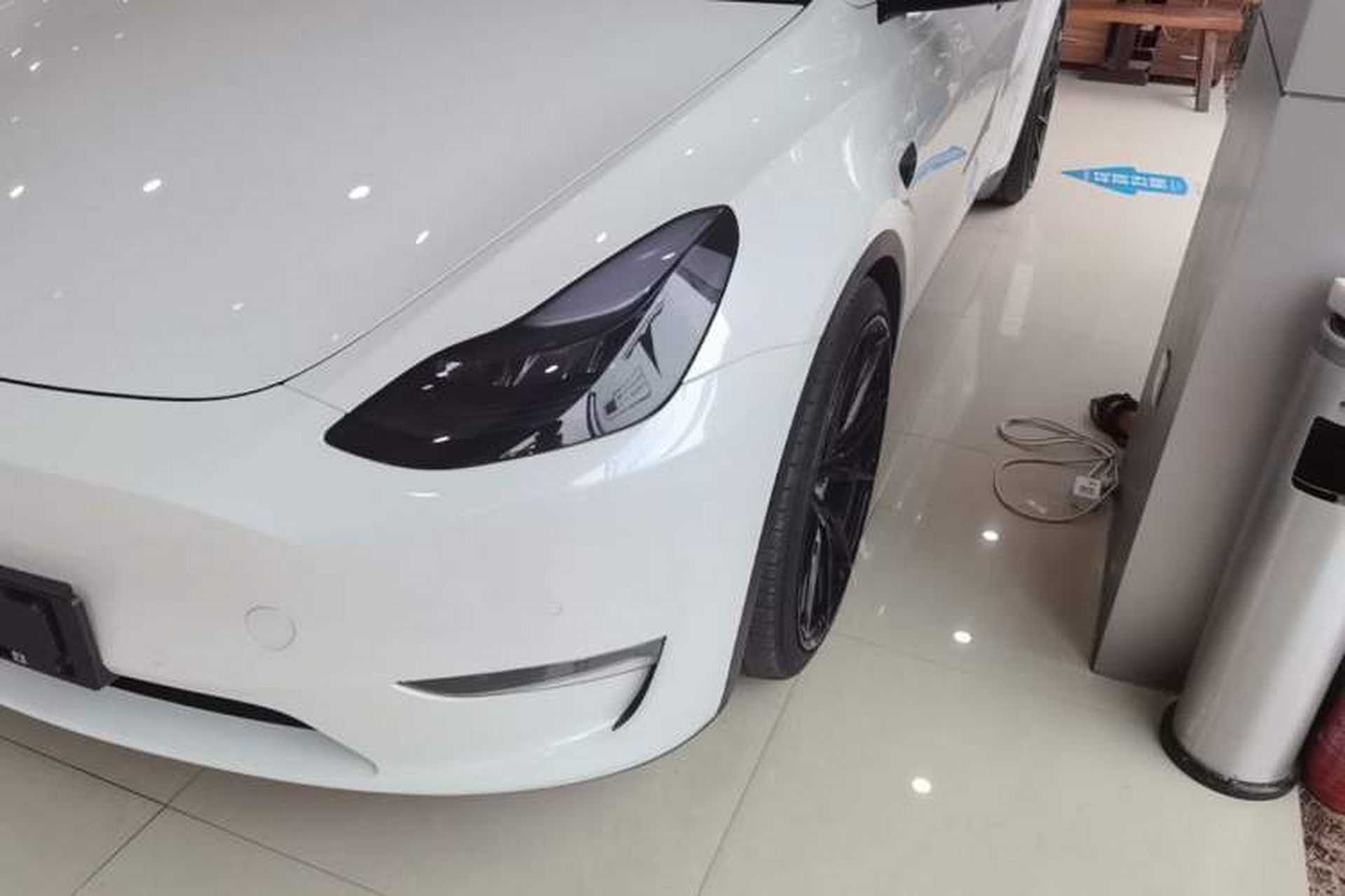Used Tesla Model Y 2022 Performance High-Performance All-Wheel-Drive Version Left Front Headlight