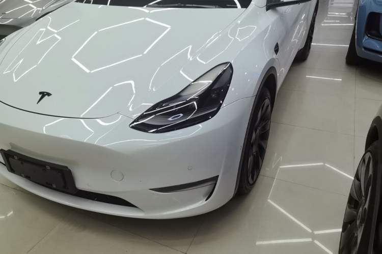 Used Tesla Model Y 2022 Long-Range All-Wheel-Drive Version Left Front Headlight
