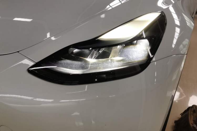 Used Tesla Model Y 2022 Performance High-Performance All-Wheel-Drive Version Left Front Headlight
