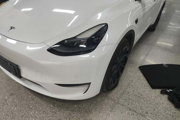 Used Tesla Model Y 2022 Long-Range All-Wheel-Drive Version Left Front Headlight