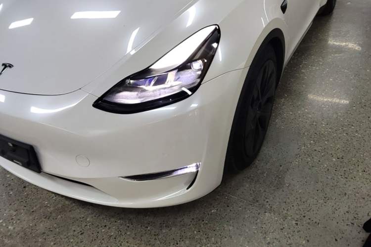 Used Tesla Model Y 2022 Long-Range All-Wheel-Drive Version Left Front Headlight