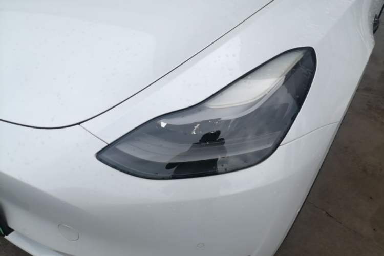 Used Tesla Model Y 2022 Long-Range All-Wheel-Drive Version Left Front Headlight