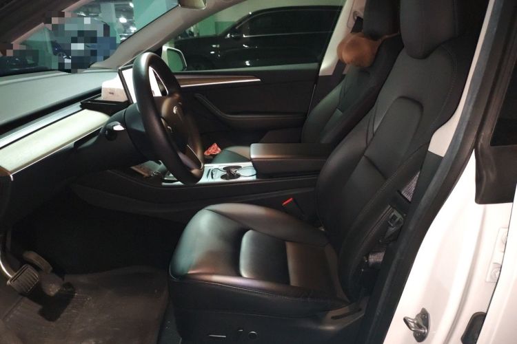 Used Tesla Model Y 2022 Rear-Wheel-Drive Version Left Front Seat