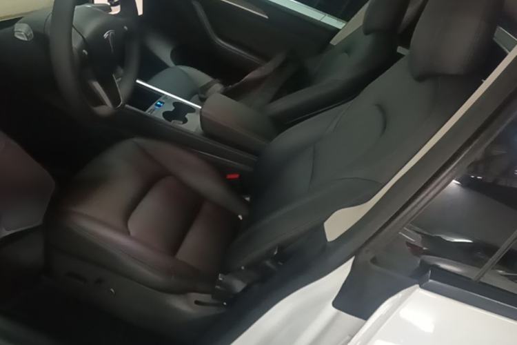 Used Tesla Model Y 2022 Performance High-Performance All-Wheel-Drive Version Left Front Seat