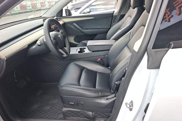 Used Tesla Model Y 2022 Revised Version Long-Range All-Wheel Drive Left Front Seat