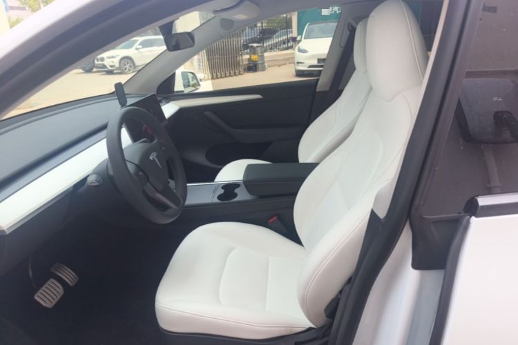 Used Tesla Model Y 2022 Performance High-Performance All-Wheel-Drive Version Left Front Seat