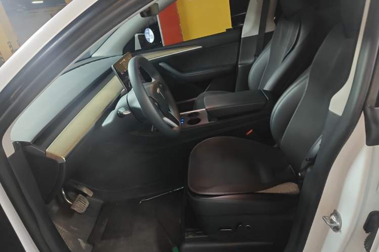 Used Tesla Model Y 2022 Revised Version Long-Range All-Wheel Drive Left Front Seat