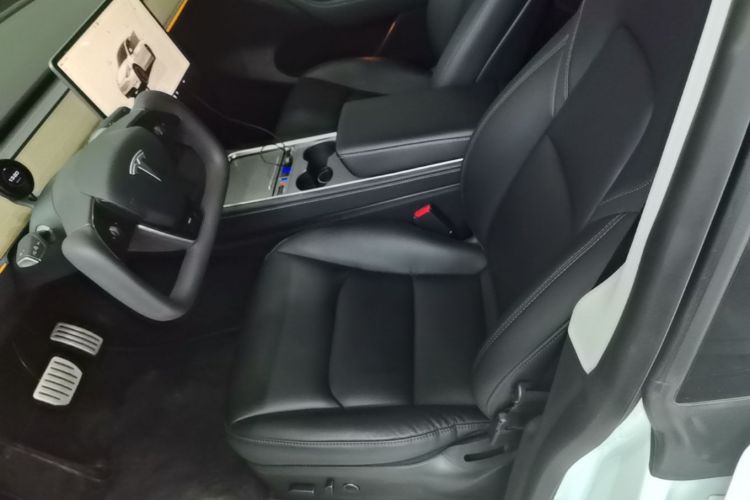 Used Tesla Model Y 2022 Performance High-Performance All-Wheel-Drive Version Left Front Seat