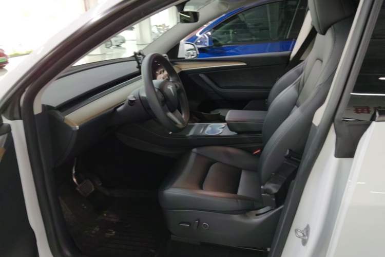 Used Tesla Model Y 2022 Revised Version Long-Range All-Wheel Drive Left Front Seat