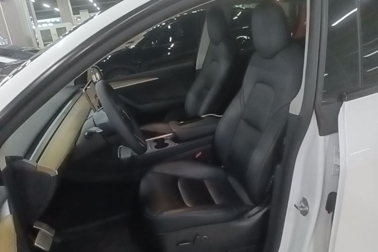 Used Tesla Model Y 2022 Performance High-Performance All-Wheel-Drive Version Left Front Seat