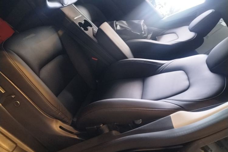 Used Tesla Model Y 2022 Performance High-Performance All-Wheel-Drive Version Left Front Seat