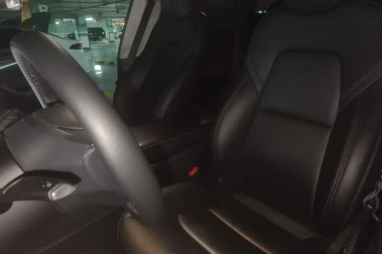 Used Tesla Model Y 2022 Revised Version Rear-Wheel Drive Left Front Seat